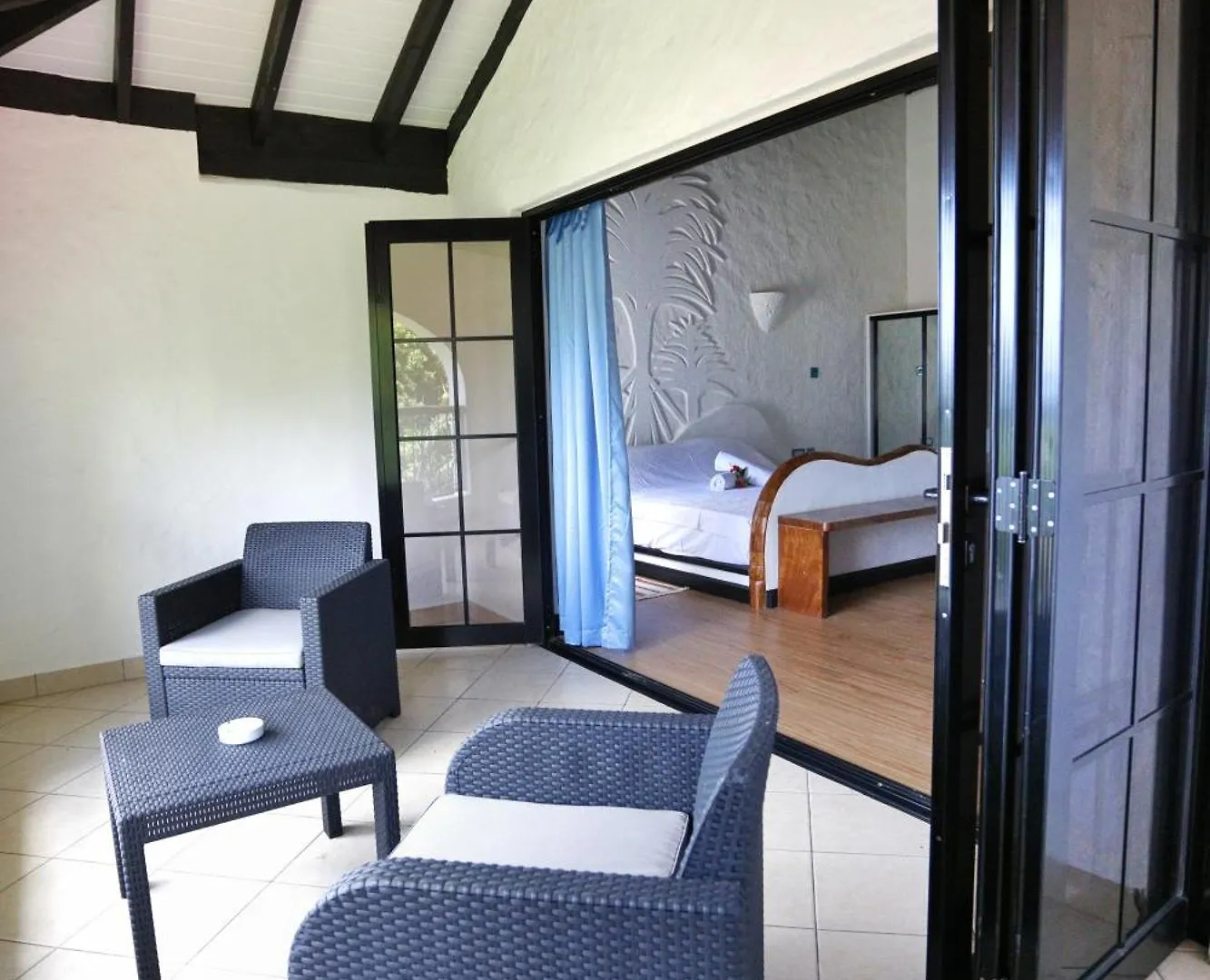 The Salty Palms Apartment Beau Vallon