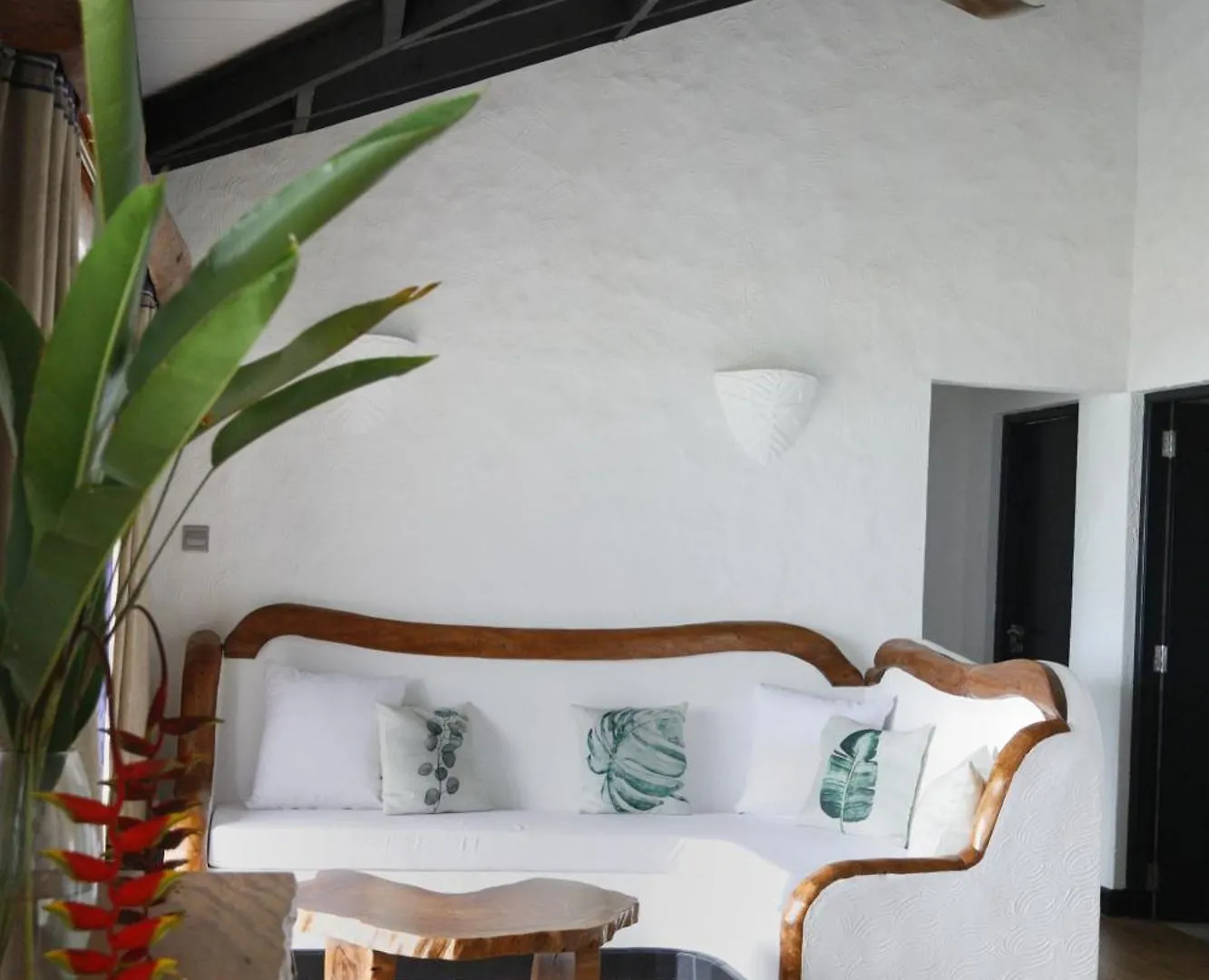 The Salty Palms Apartment Beau Vallon  Seychelles