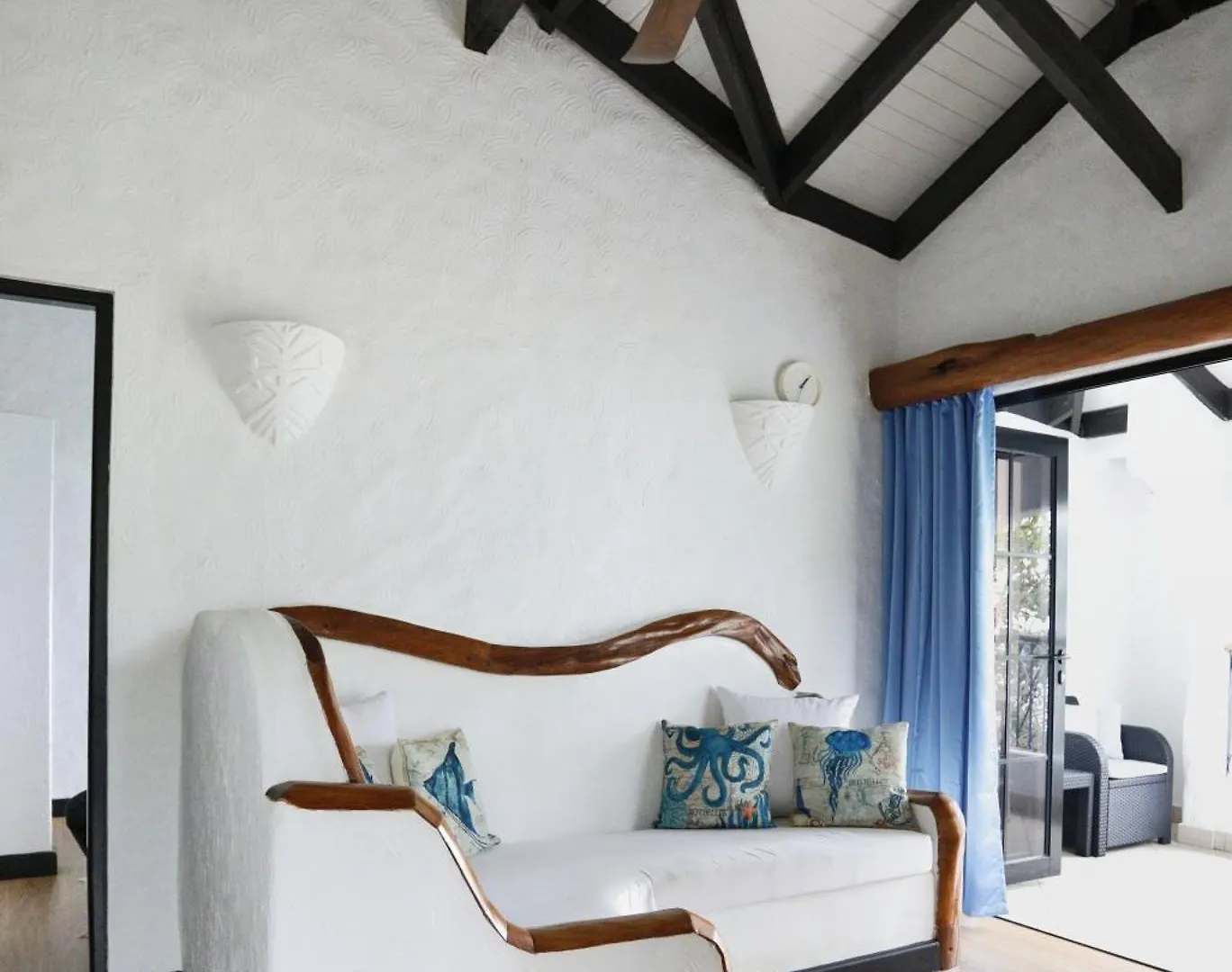The Salty Palms Apartment Beau Vallon   Beau Vallon (Mahe)