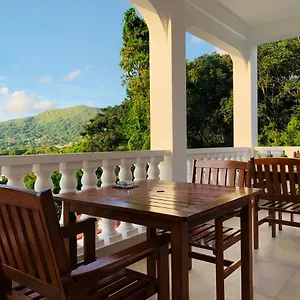 Guest house Oceanic View, Beau Vallon (Mahe)