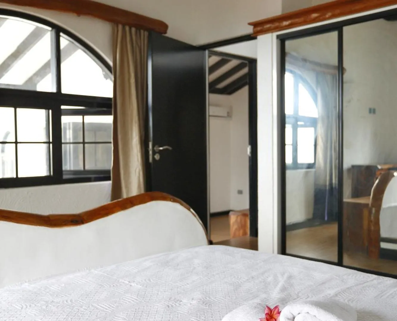 The Salty Palms Apartment Beau Vallon  Seychelles